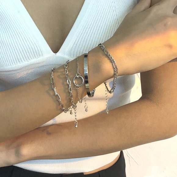 New! 5pcs Beautiful Silver Bracelet Set - Picture 2 of 6